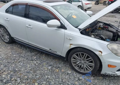 2011 Suzuki Kizashi Sport Sls from USA, damaged, VIN JS2RF9A84B6110375